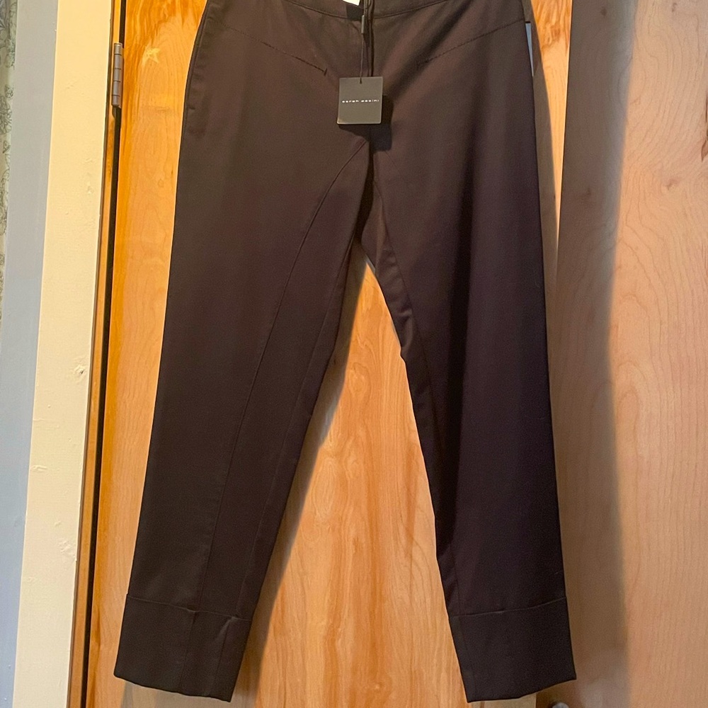 Sarah Pacini NWT cropped pants